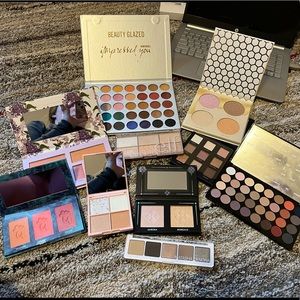 Makeup pallets!